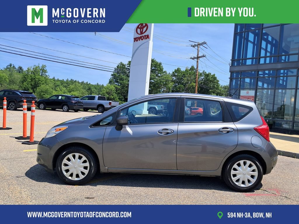 Used 2016 Nissan Versa Note SV FWD image 2
