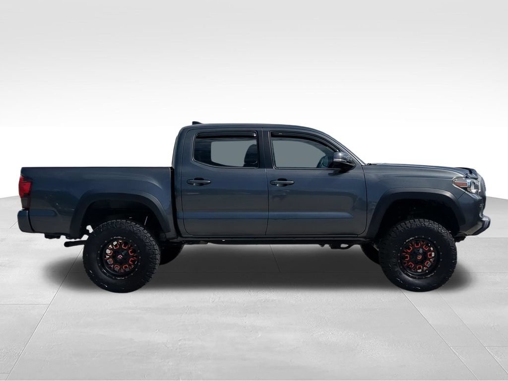 Used 2019 Toyota Tacoma TRD Off-Road AWD/4WD video 2