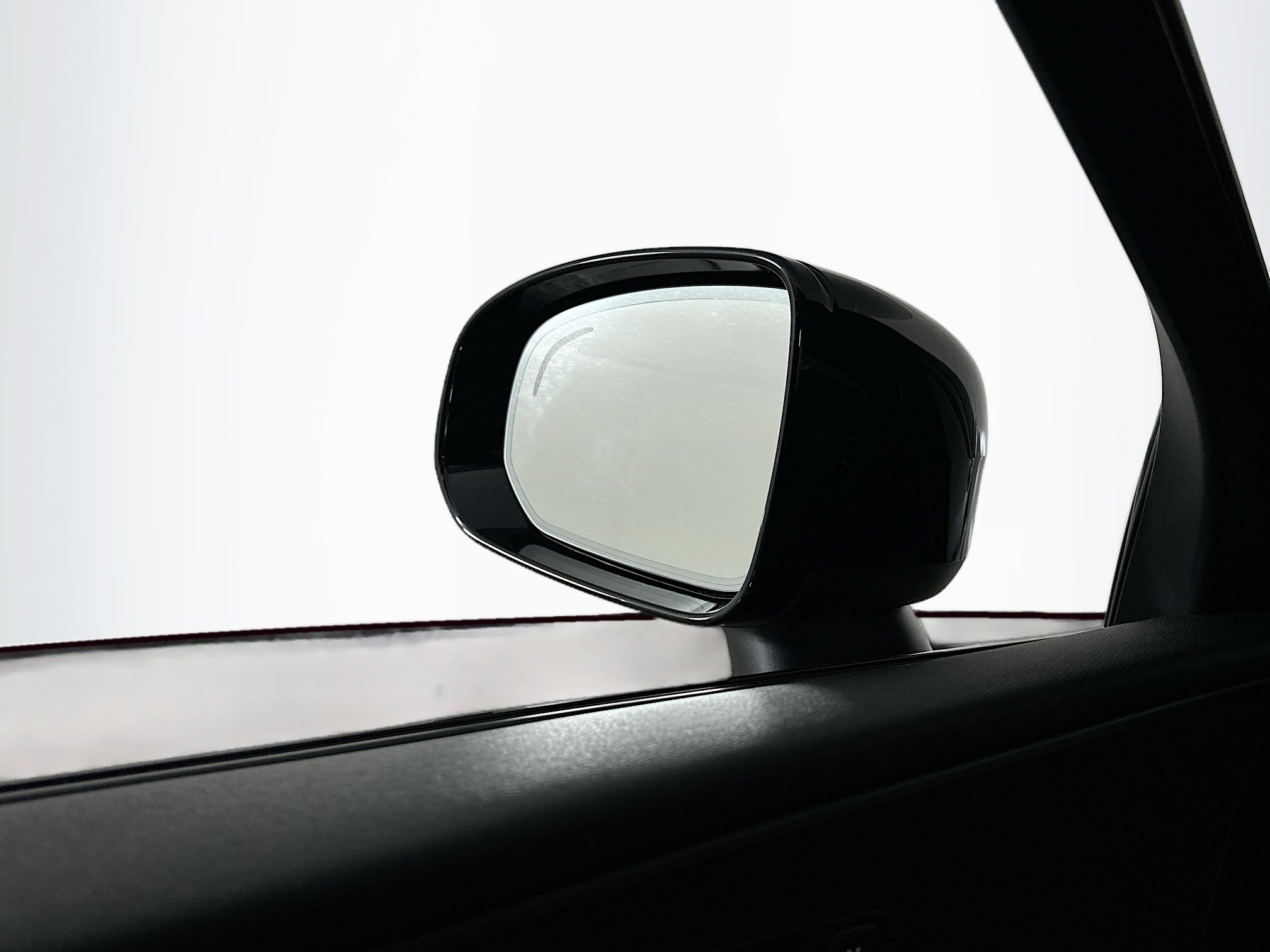 Used 2024 Volvo XC60 B5 Core image 16