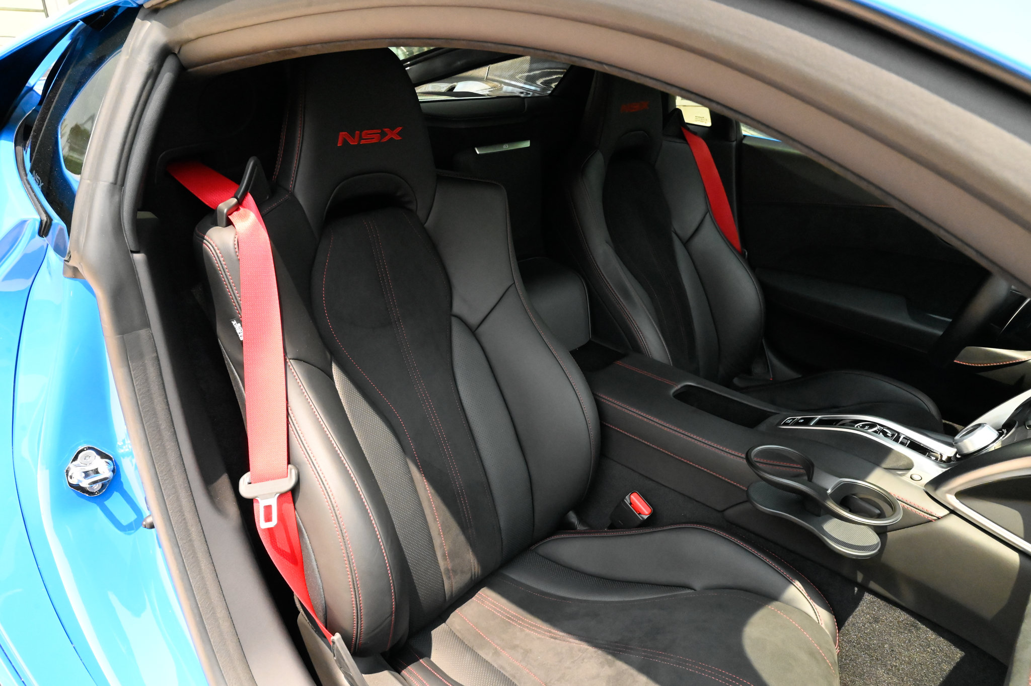 Used 2022 Acura NSX Type S AWD/4WD image 45