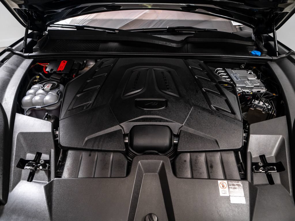 New 2026 Porsche Cayenne Turbo GT AWD/4WD image 41