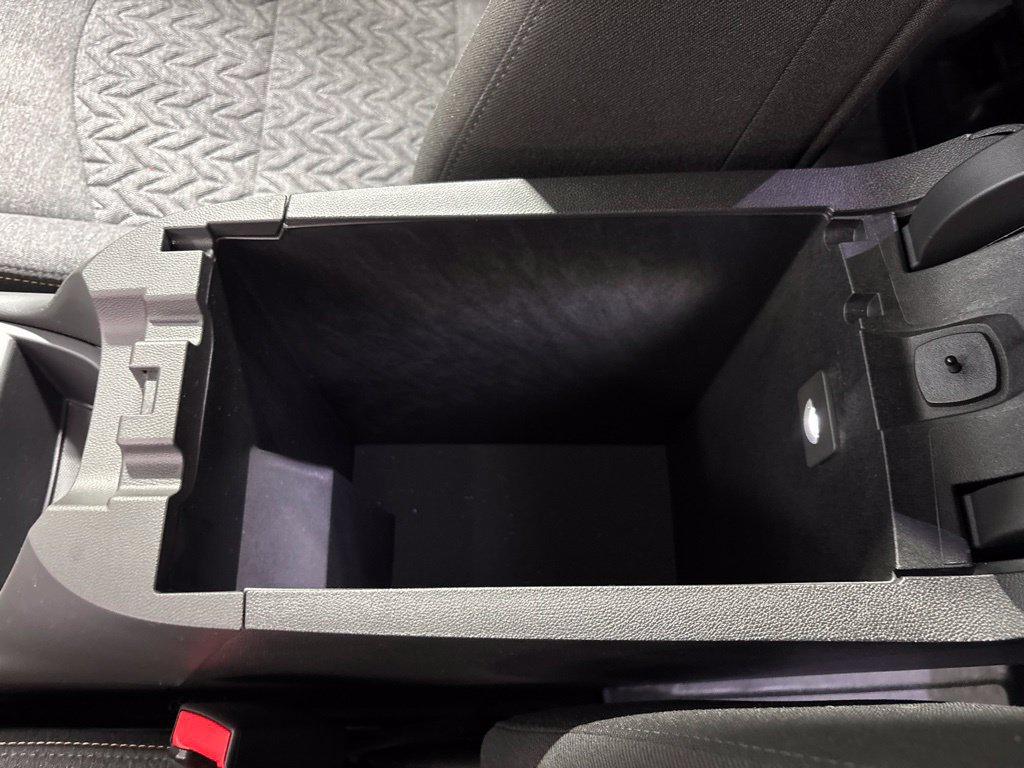 Used 2024 Chevrolet Equinox LT w/ LPO, Floor Liner Package AWD/4WD image 25