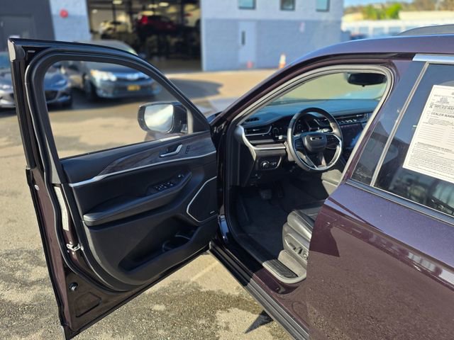 Used 2022 Jeep Grand Cherokee L Limited AWD/4WD image 44