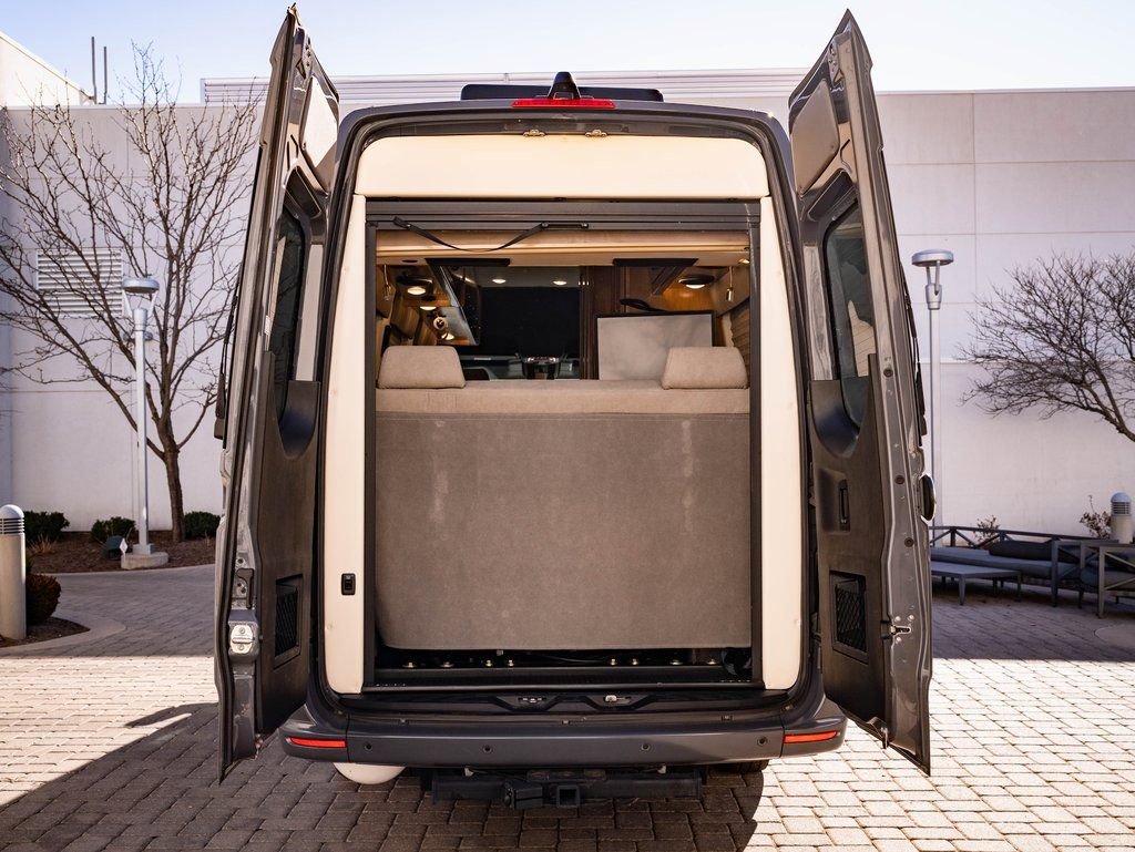 Used 2022 Mercedes-Benz Sprinter 3500 image 20