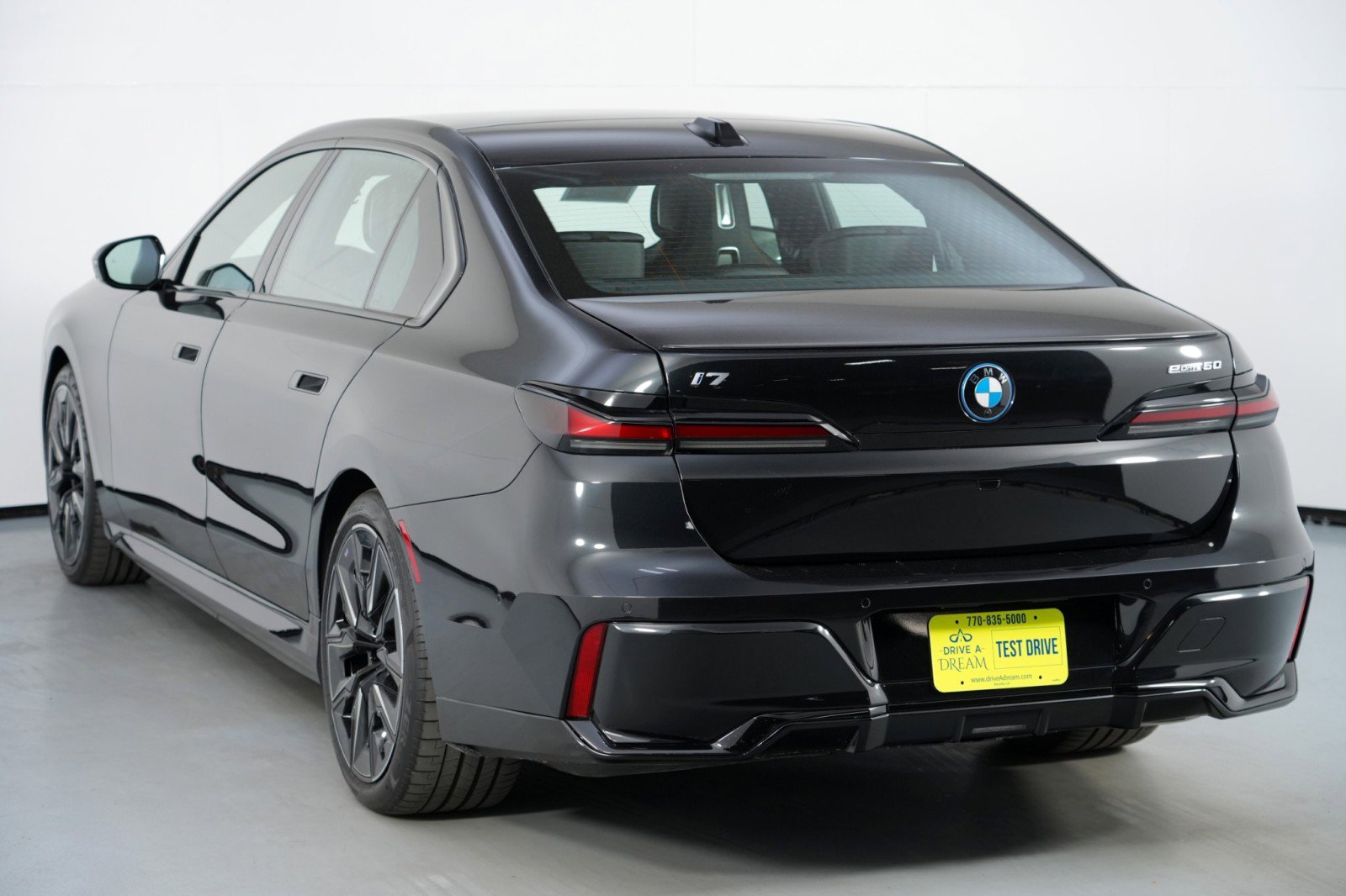 Used 2024 BMW i7 eDrive50 w/ M Sport Package image 59