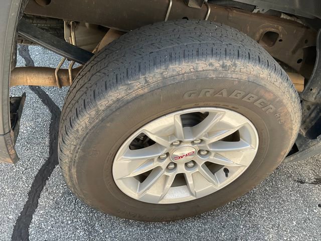 Used 2023 GMC Sierra 1500 SLE AWD/4WD image 15