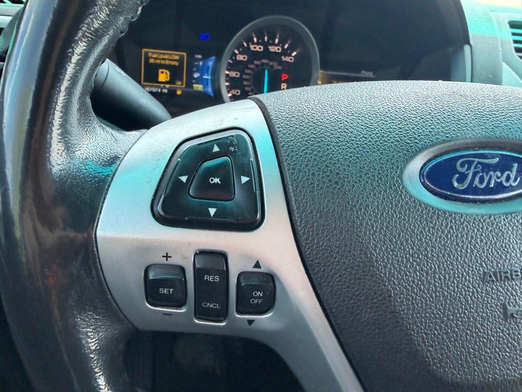 Used 2013 Ford Explorer XLT AWD/4WD image 16