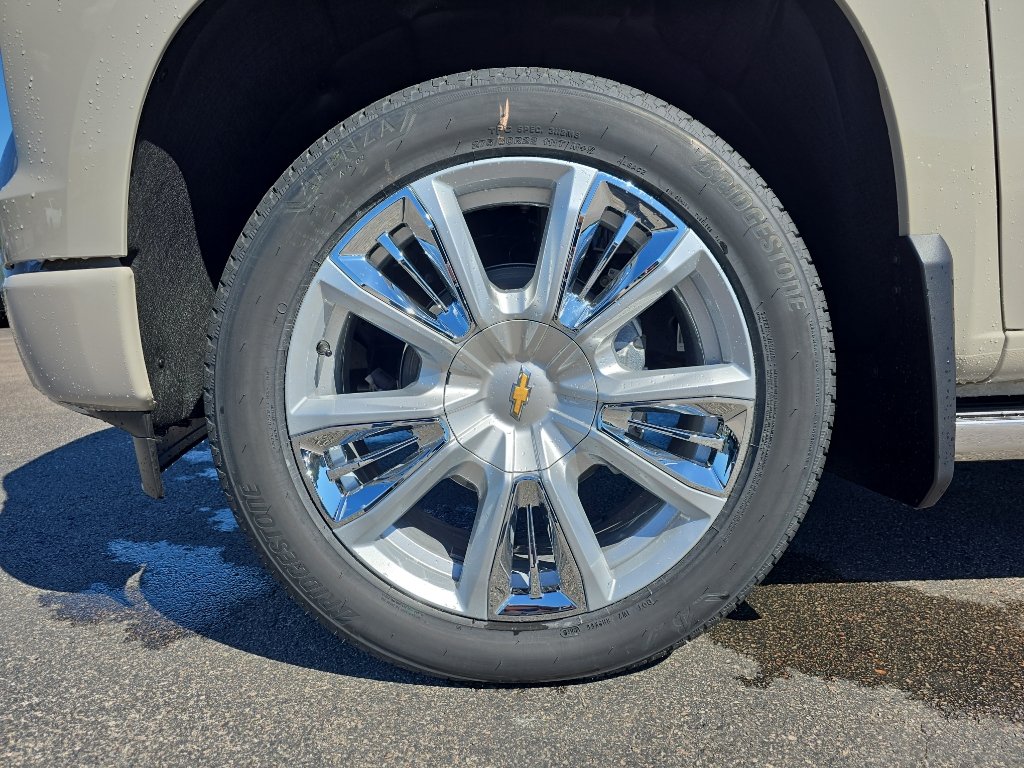 New 2026 Chevrolet Silverado 1500 High Country AWD/4WD image 28