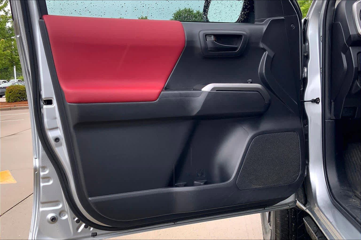 Used 2023 Toyota Tacoma SR5 RWD image 21