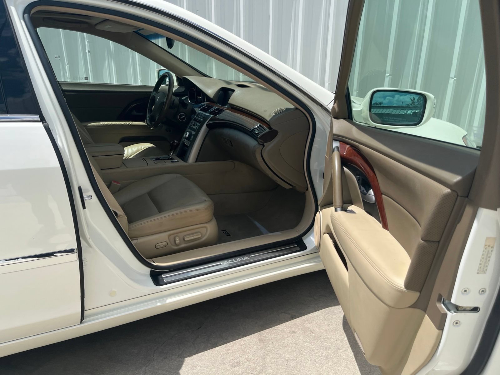 Used 2005 Acura RL AWD/4WD image 15