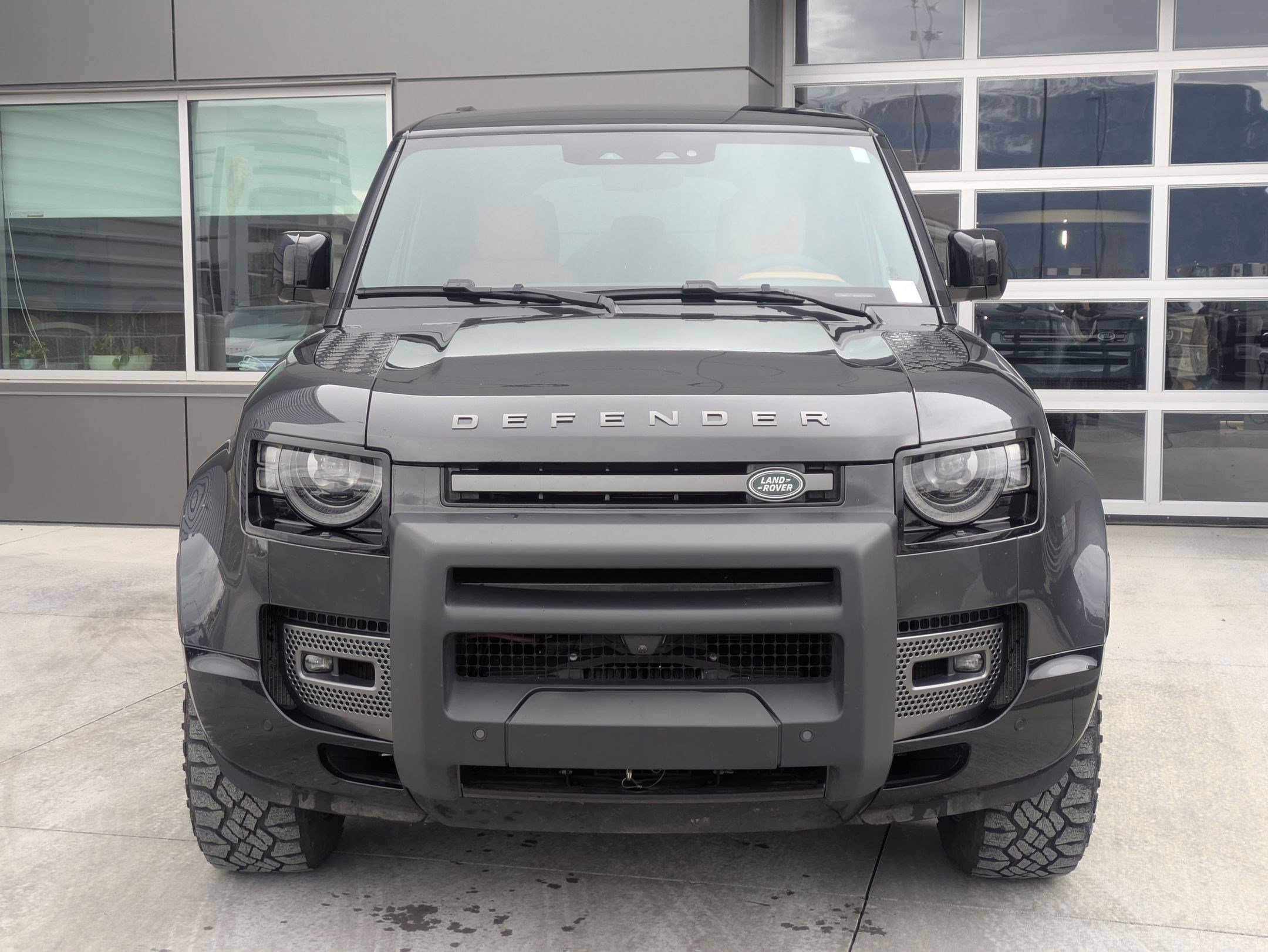 Certified 2023 Land Rover Defender 110 image 2