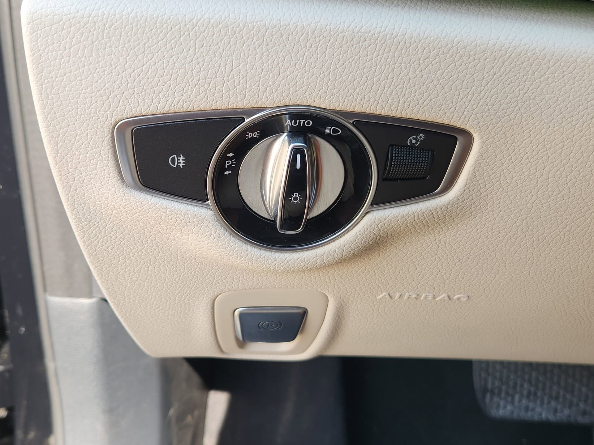 Certified 2018 Mercedes-Benz E 300 image 22