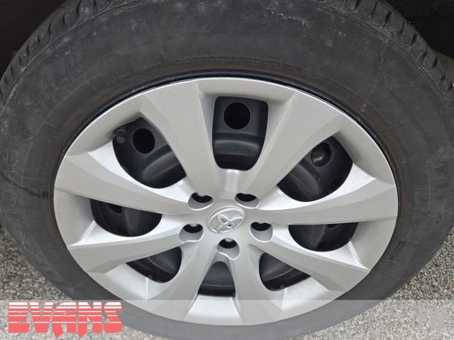 Used 2024 Toyota Corolla LE image 20