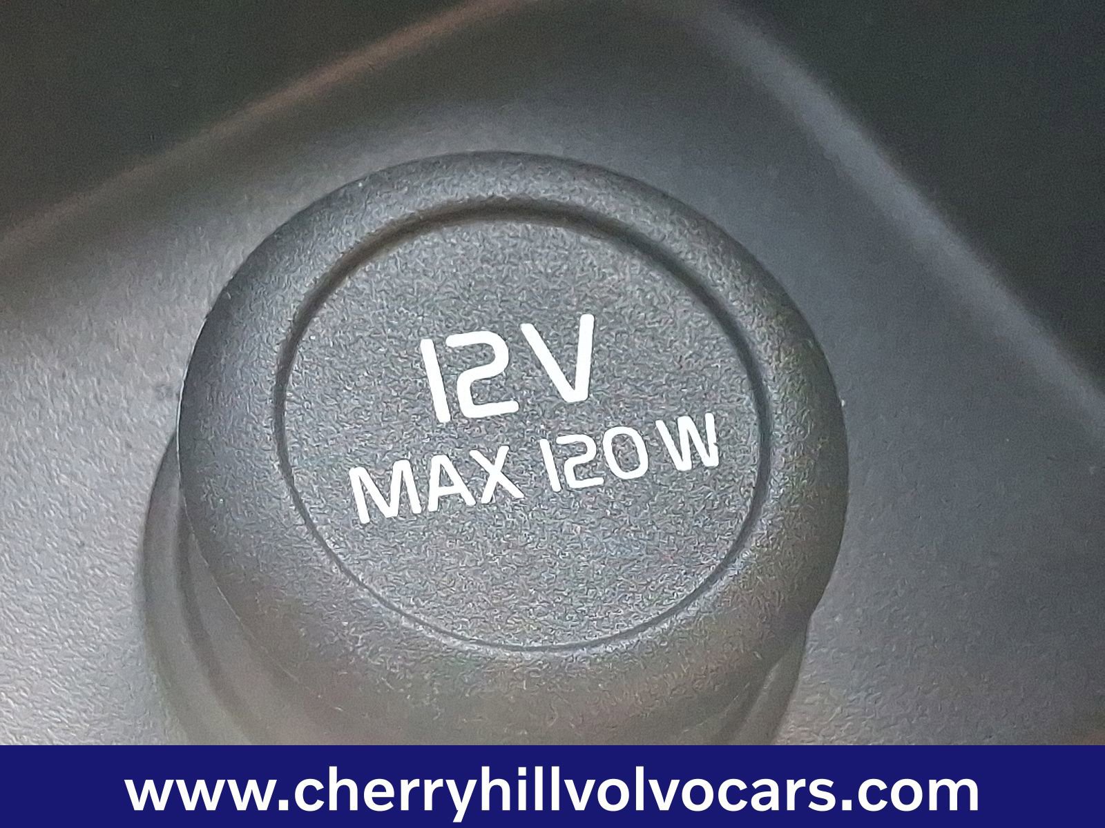 Certified 2023 Volvo S60 B5 Plus w/ Climate Package image 27