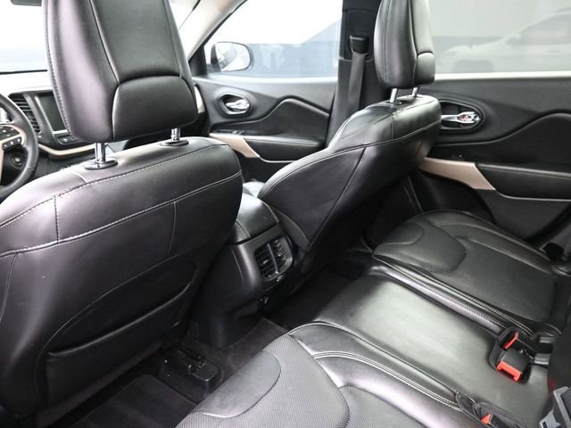 Used 2018 Jeep Cherokee Limited w/ Technology Group image 25