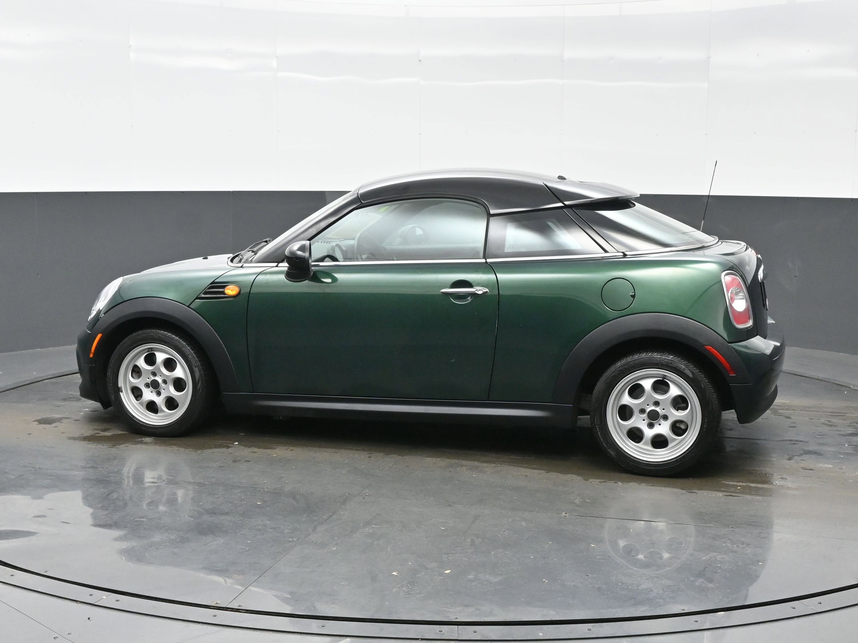 Used 2013 MINI Cooper Coupe image 3