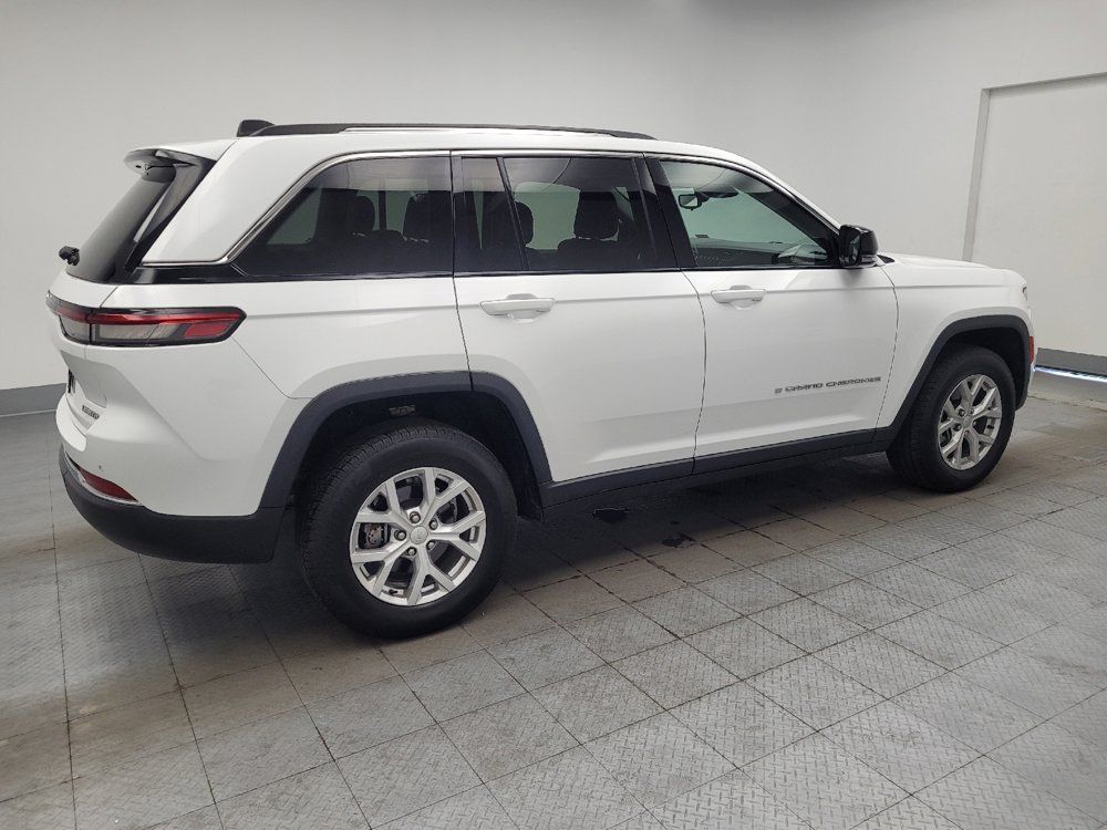 Used 2023 Jeep Grand Cherokee Limited RWD image 10