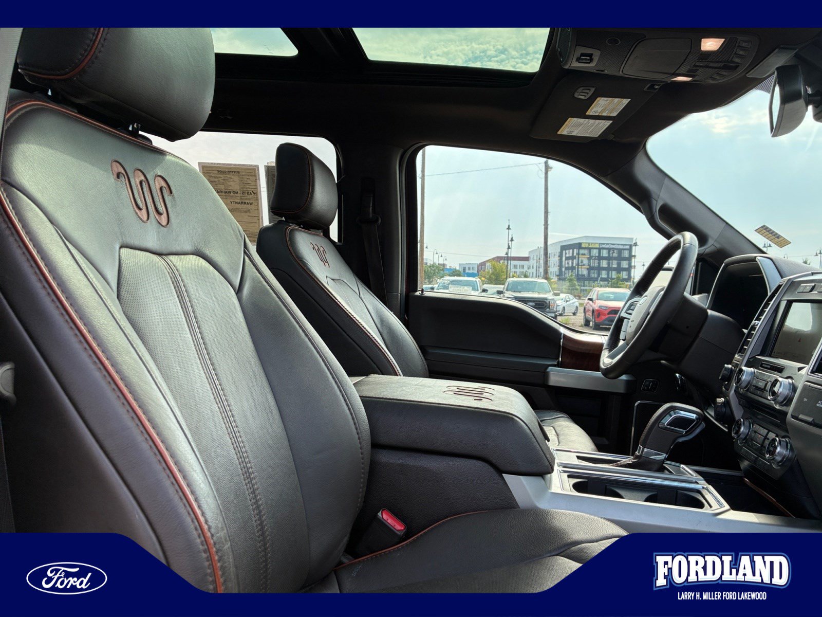 Used 2017 Ford F150 King Ranch w/ Equipment Group 601A Luxury AWD/4WD image 19