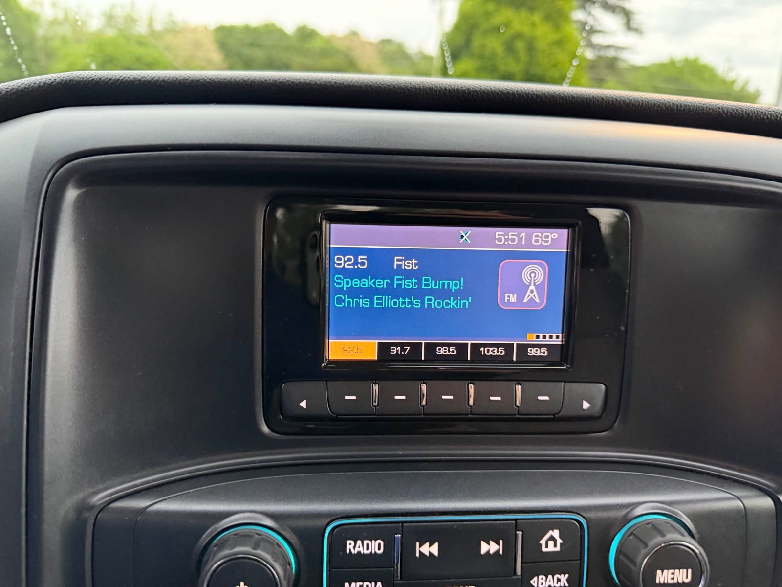 Used 2015 Chevrolet Silverado 1500 W/T RWD image 16