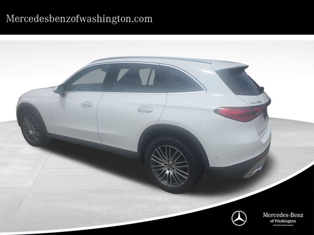 New 2026 Mercedes-Benz GLC 300 4MATIC image 1