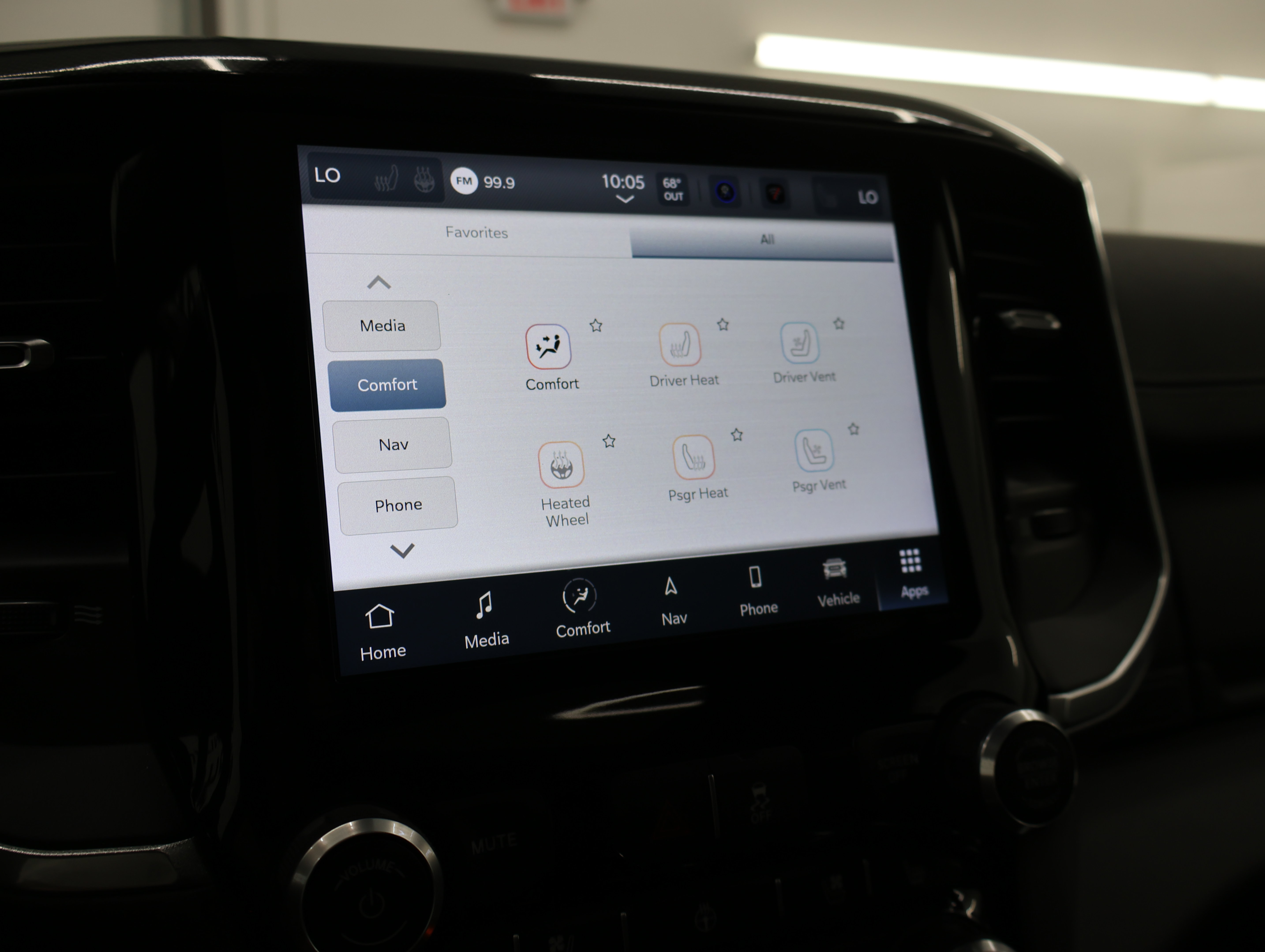 Used 2022 RAM 2500 Laramie w/ Night Edition AWD/4WD image 69