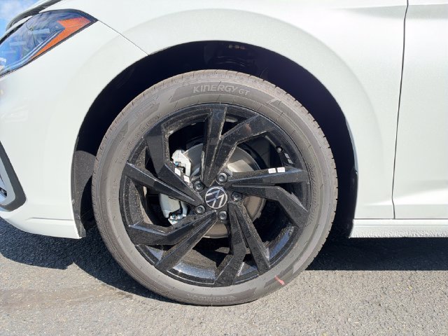 New 2027 Volkswagen Jetta SE FWD image 31