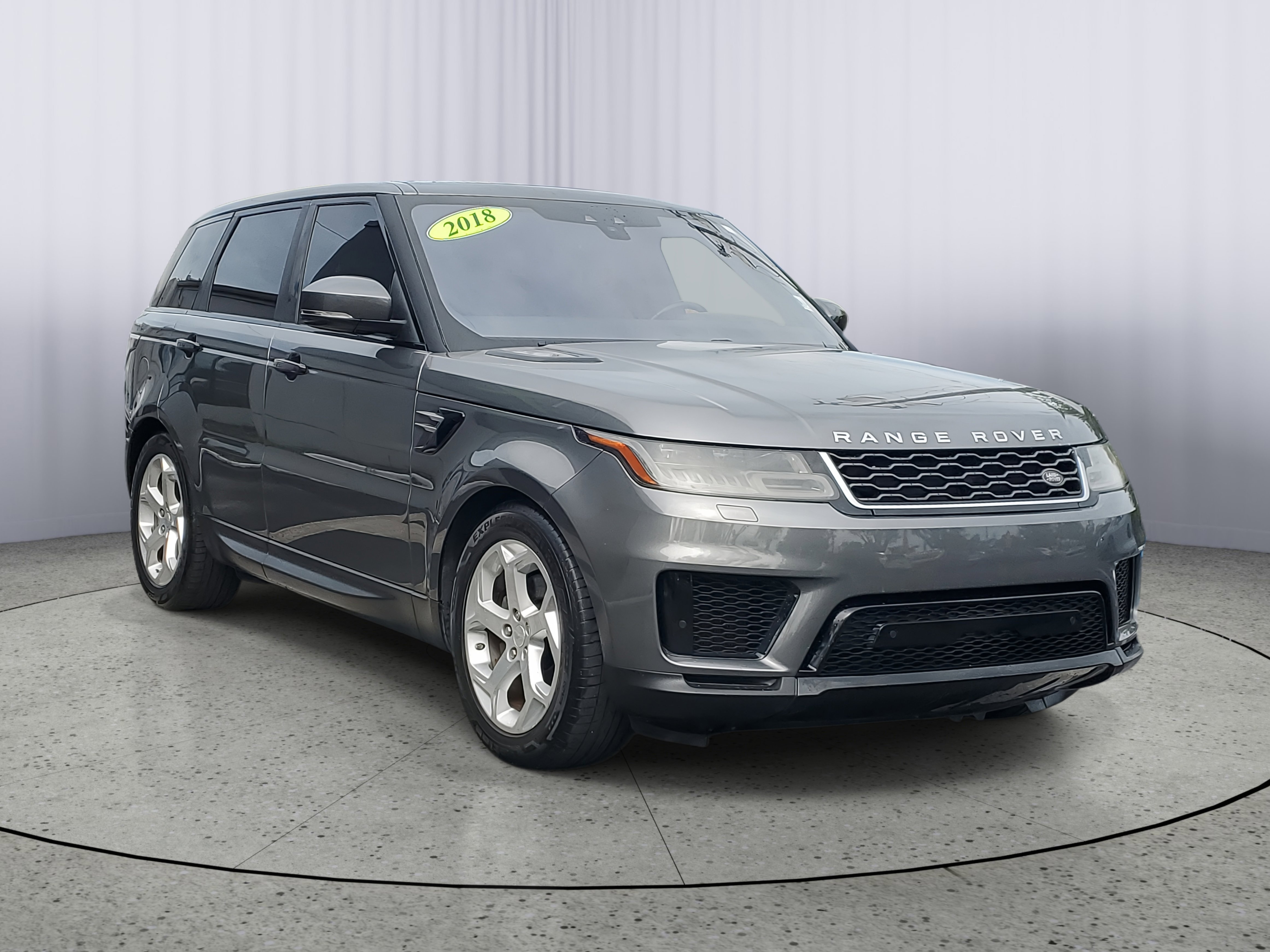 Used 2018 Land Rover Range Rover Sport SE image 2