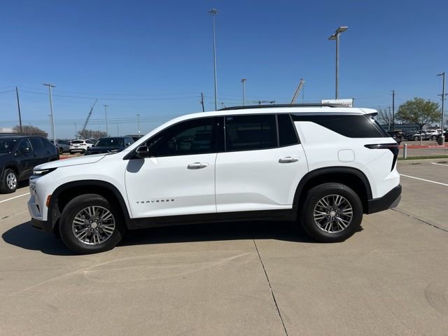 Used 2025 Chevrolet Traverse LT w/ Driver Confidence Package image 5