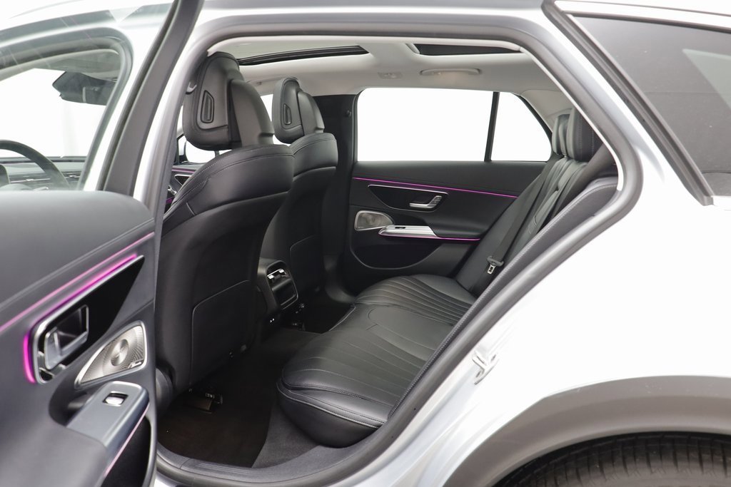 Used 2025 Mercedes-Benz E 450 4MATIC All-Terrain Wagon image 13