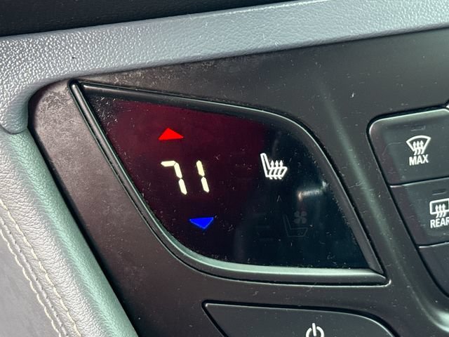 Used 2020 Buick Envision Essence FWD image 32