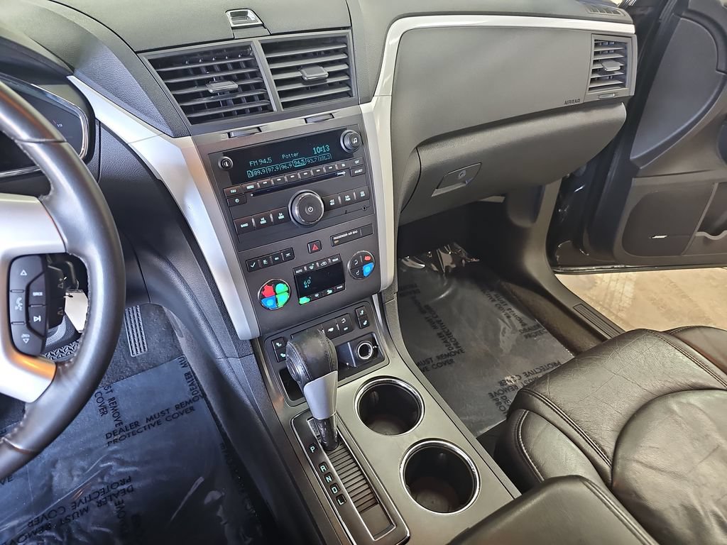 Used 2009 Chevrolet Traverse LT FWD image 25