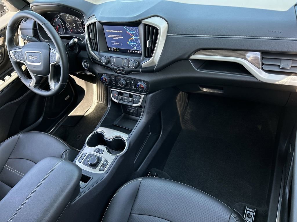 Used 2024 GMC Terrain Denali w/ Denali Premium Package image 29