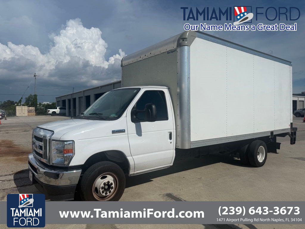 Used 2024 Ford E-450 and Econoline 450 Super Duty w/ Power Windows & Locks Group RWD image 1