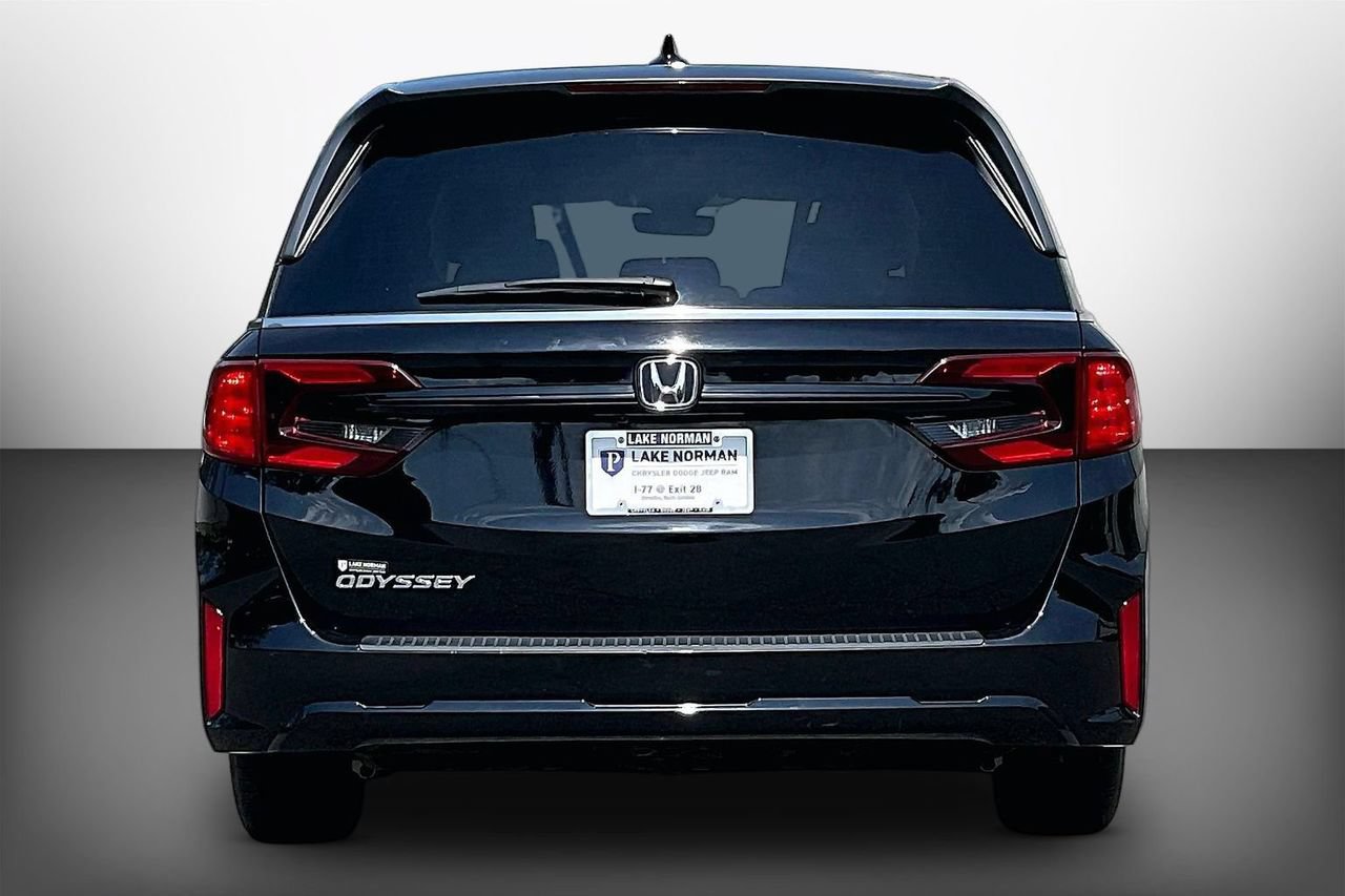 Used 2025 Honda Odyssey EX-L image 7