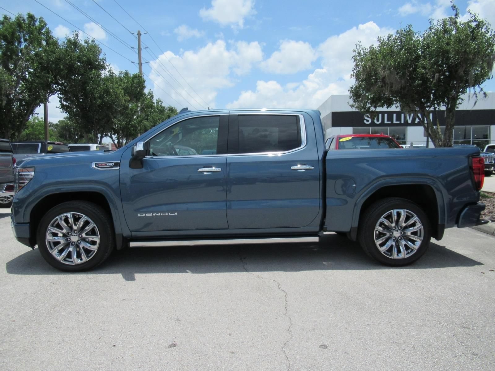 Used 2026 GMC Sierra 1500 Denali AWD/4WD image 4