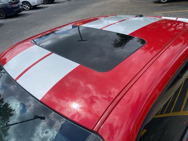 Used 2012 Dodge Challenger SRT8 RWD image 9