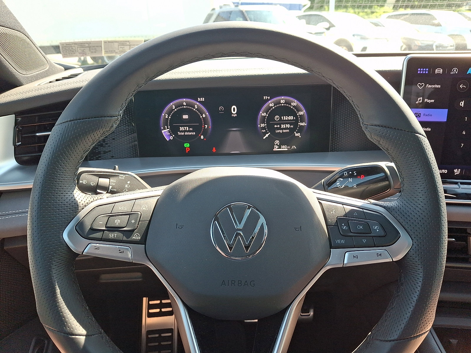 Used 2025 Volkswagen Tiguan SE R-Line AWD/4WD image 19