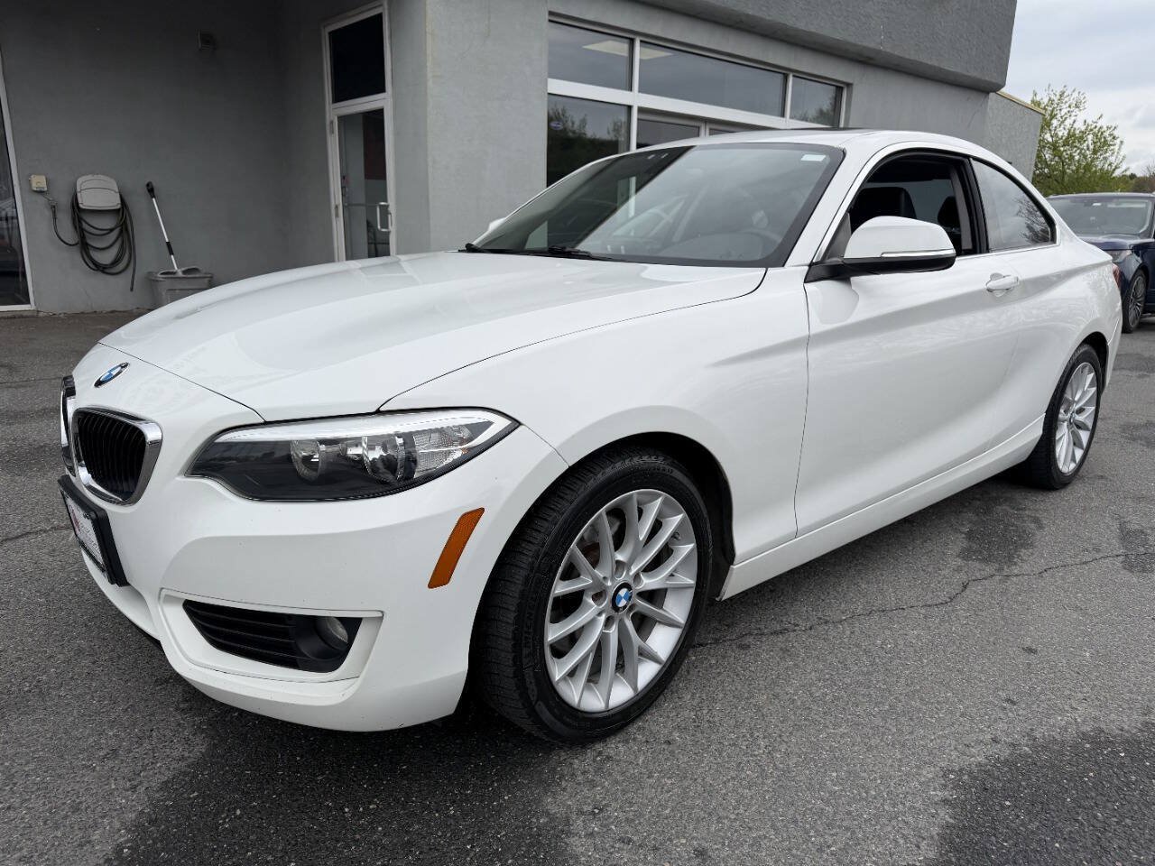 Used 2014 BMW 228i Coupe RWD image 3
