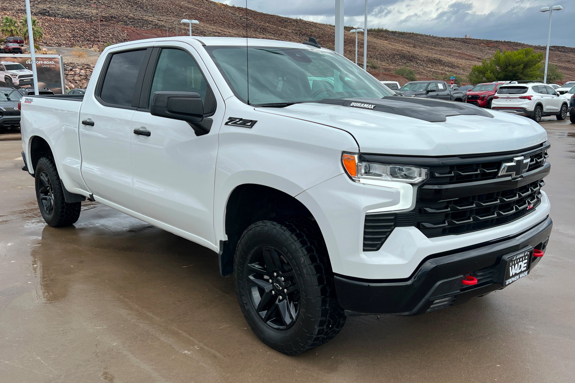 Used 2024 Chevrolet Silverado 1500 LT Trail Boss w/ Convenience Package II AWD/4WD image 8