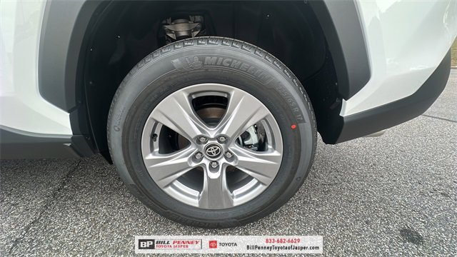 New 2025 Toyota RAV4 XLE image 18