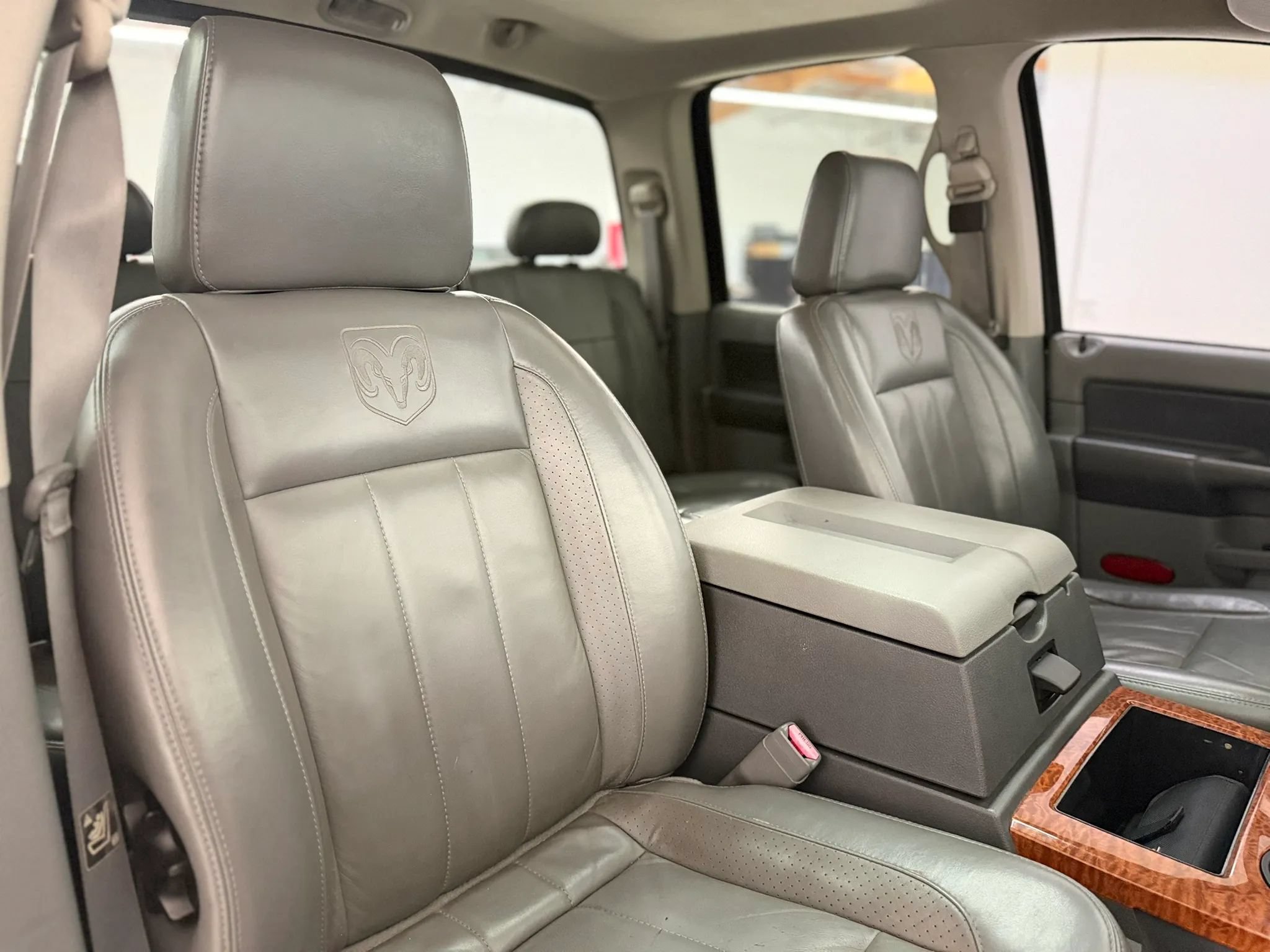Used 2007 Dodge Ram 3500 Truck Laramie AWD/4WD image 26