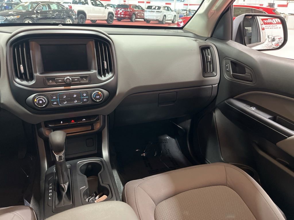 Used 2022 Chevrolet Colorado W/T image 16