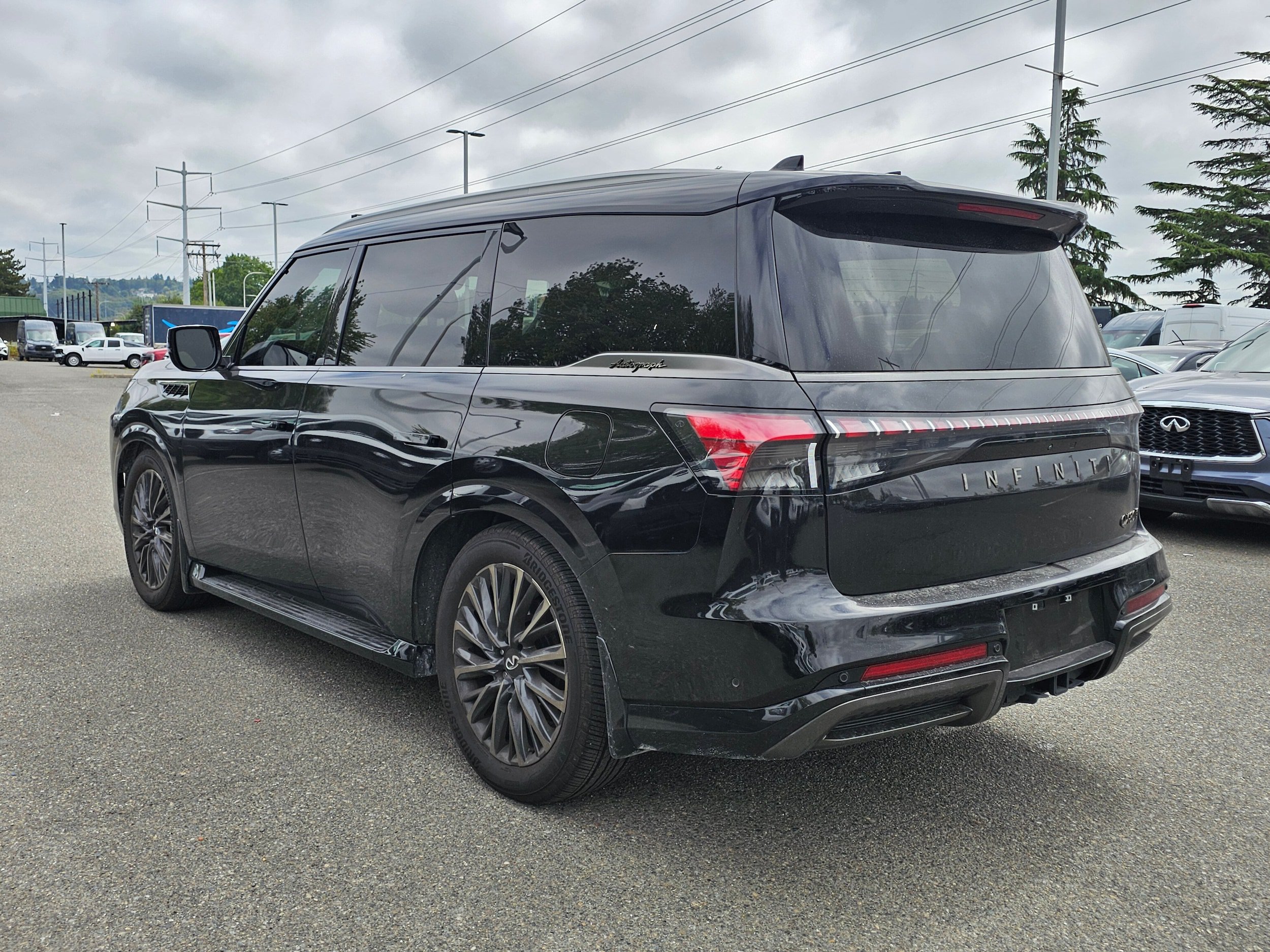 Used 2025 INFINITI QX80 Autograph AWD/4WD image 7