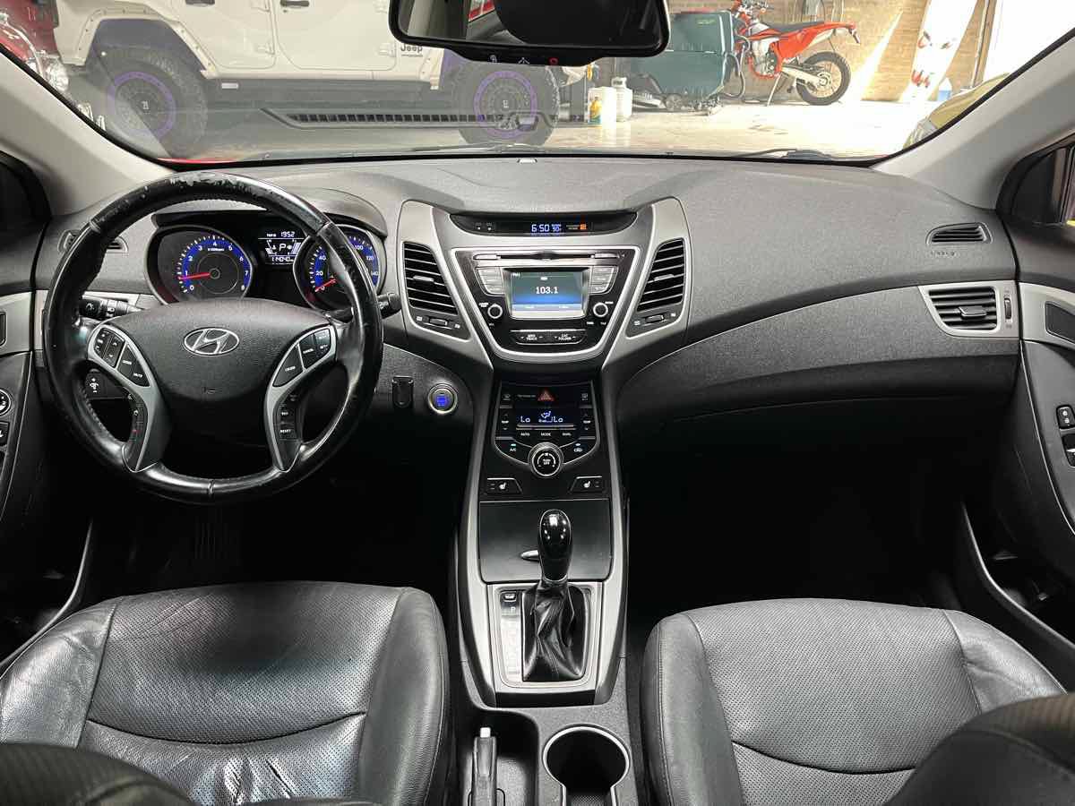 Used 2016 Hyundai Elantra Limited FWD image 11