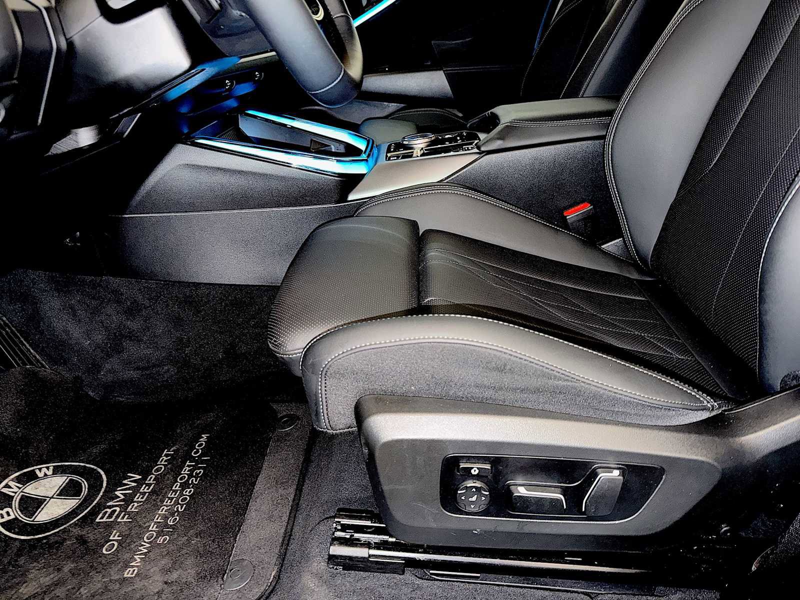 Certified 2025 BMW X3 xDrive30i w/ Convenience Package image 10