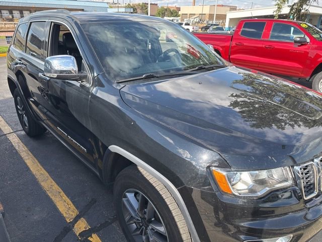 Used 2019 Jeep Grand Cherokee Limited AWD/4WD image 3