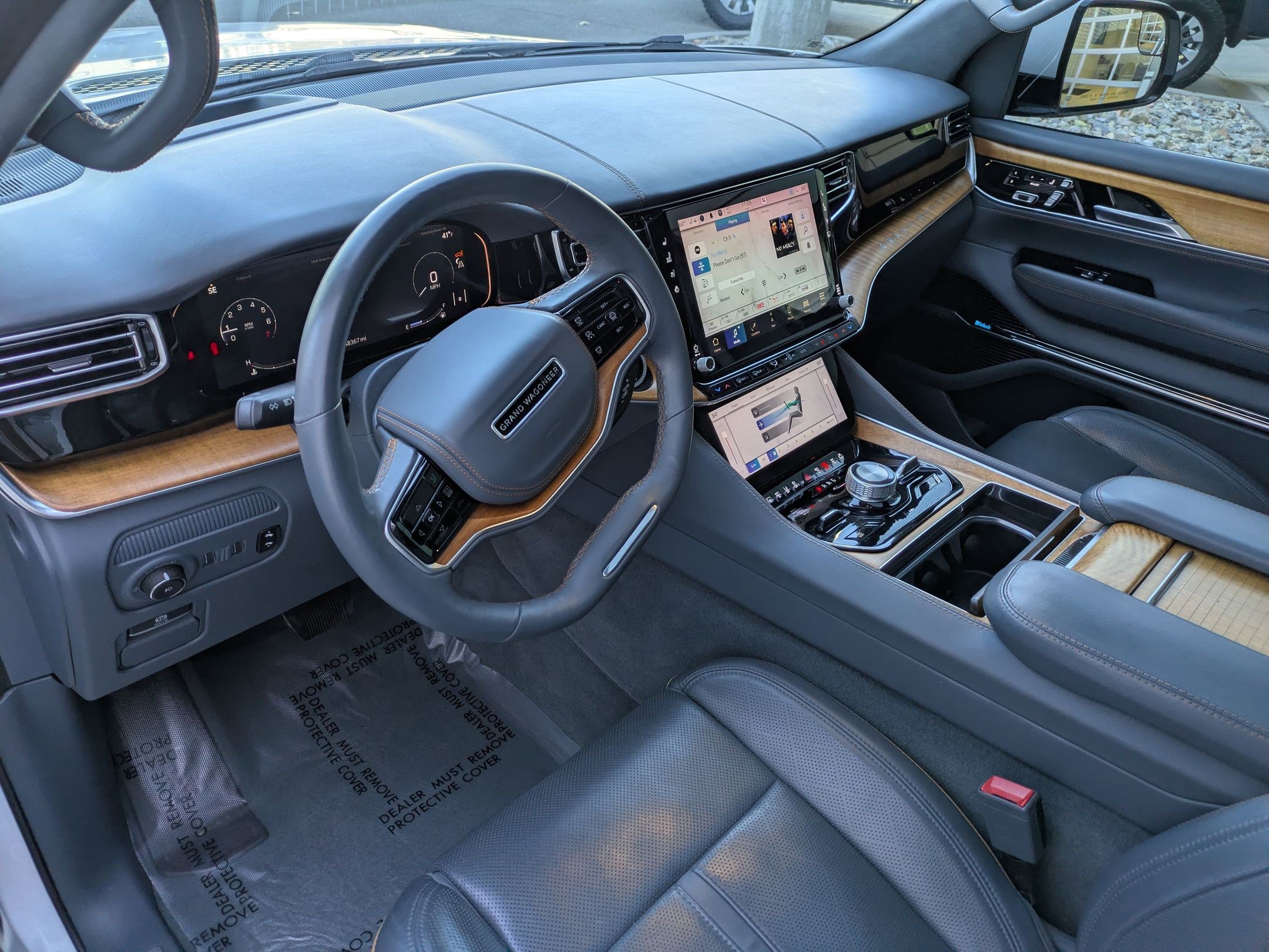 Used 2022 Jeep Grand Wagoneer Series II w/ Convenience Group III image 15