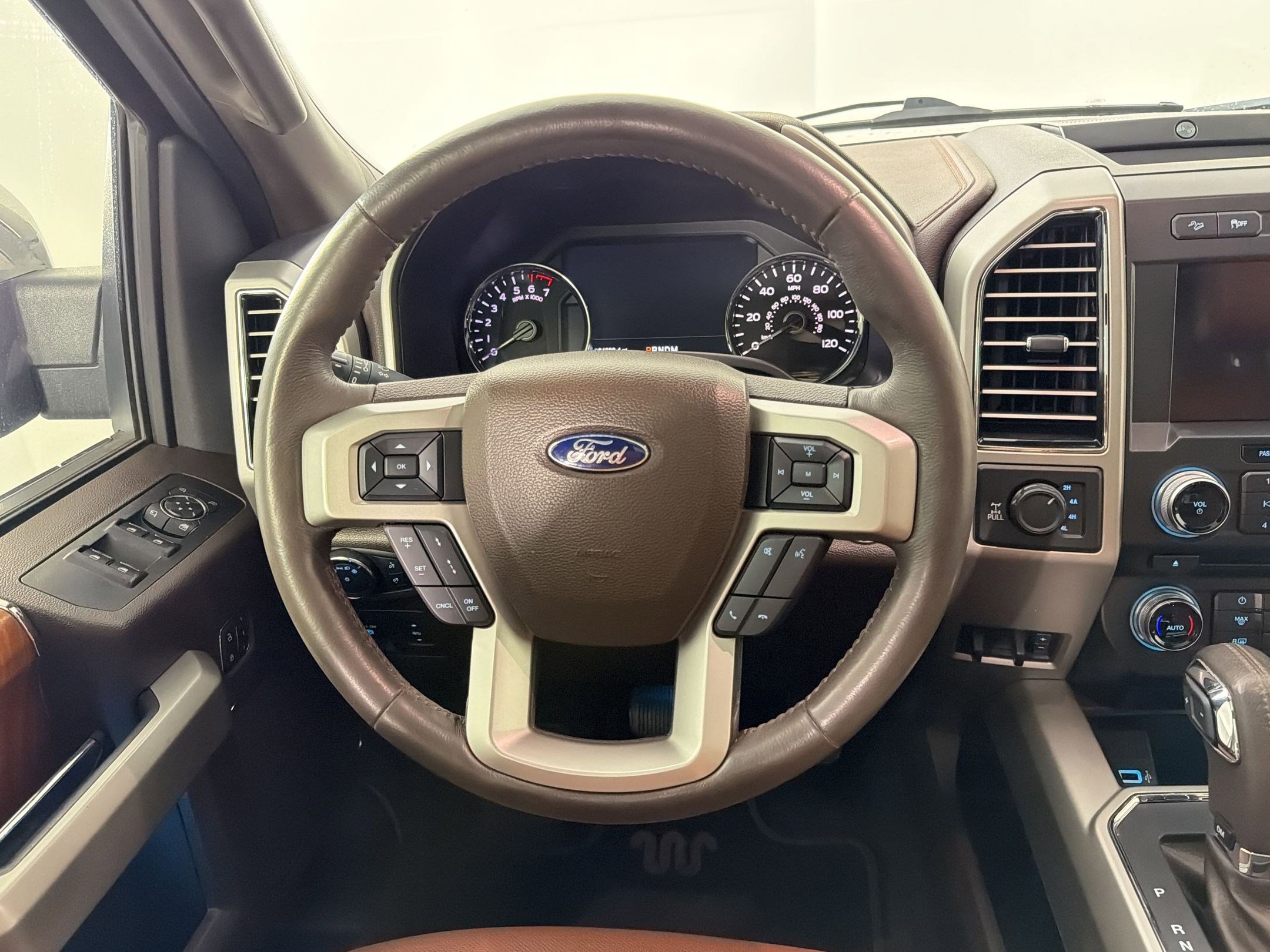 Used 2018 Ford F150 King Ranch w/ Equipment Group 601A Luxury image 21