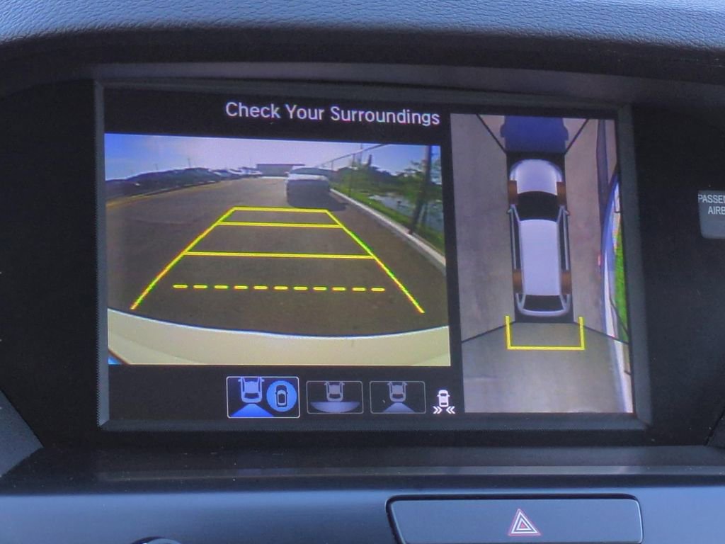 Used 2017 Acura MDX FWD w/ Advance Package image 23