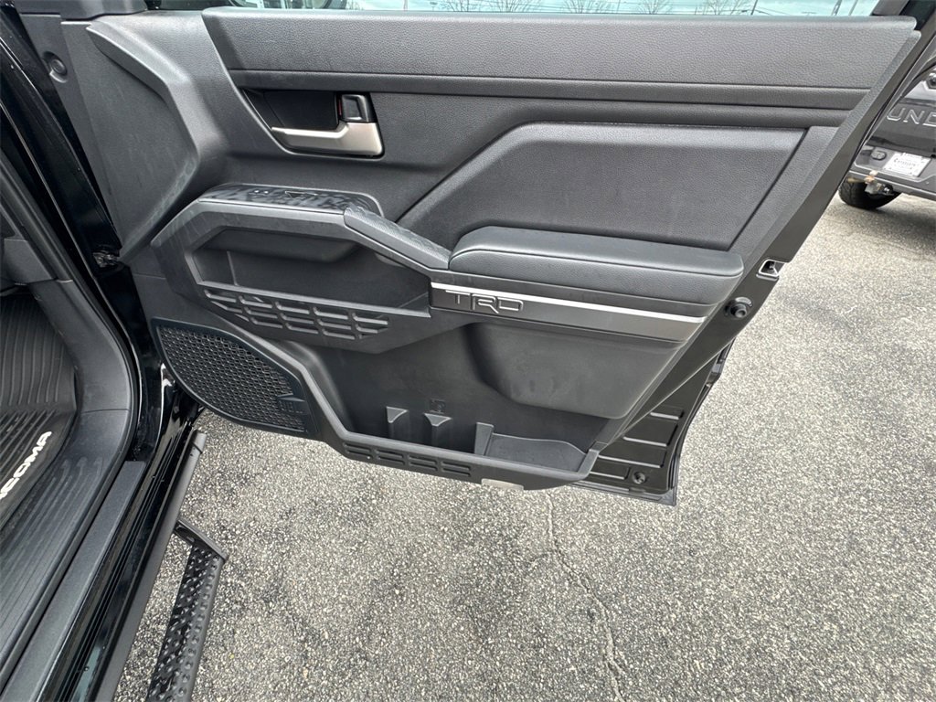 Used 2024 Toyota Tacoma TRD Off-Road image 14